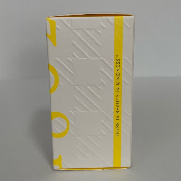 Beekman 1802 Oh! Mega Milk Fermented Barrier Boosting Facial Oil - Picture 4 of 7